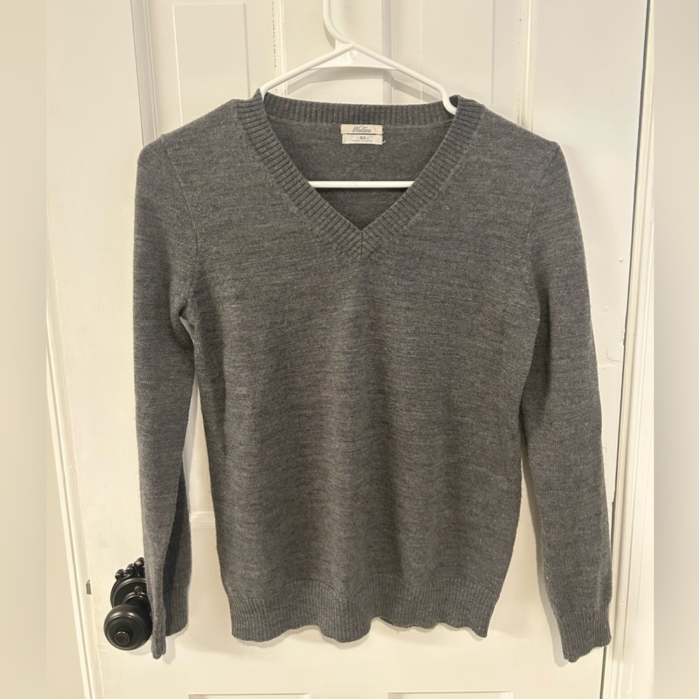 100% Merino Wool Madewell Wallace Gray V-Neck Women's Sweater